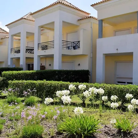 Homestay Amazon And Gray Bedrooms Albufeira