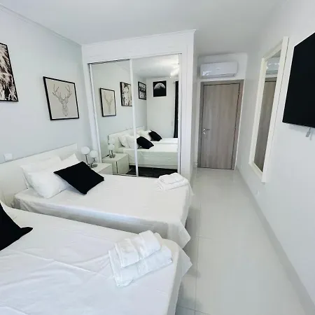 Amazon And Gray Bedrooms Homestay *